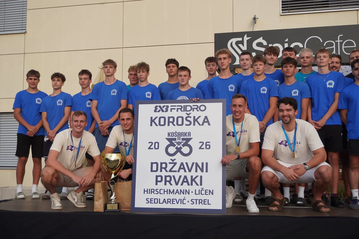 (FOTO) Dravograd v čast državnim prvakom: Koroška navdušeno sprejela zlato ekipo Fridro Koroška